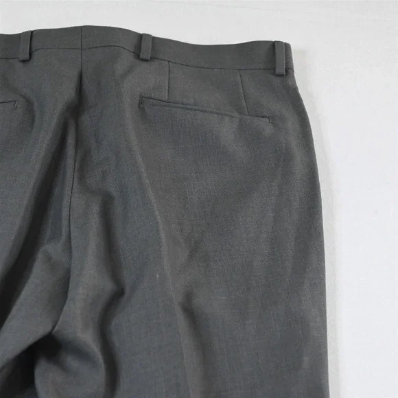 J Ferrar 38S 34x32 Gray 3 Piece Vest Mens Jacket Pants Suit‎